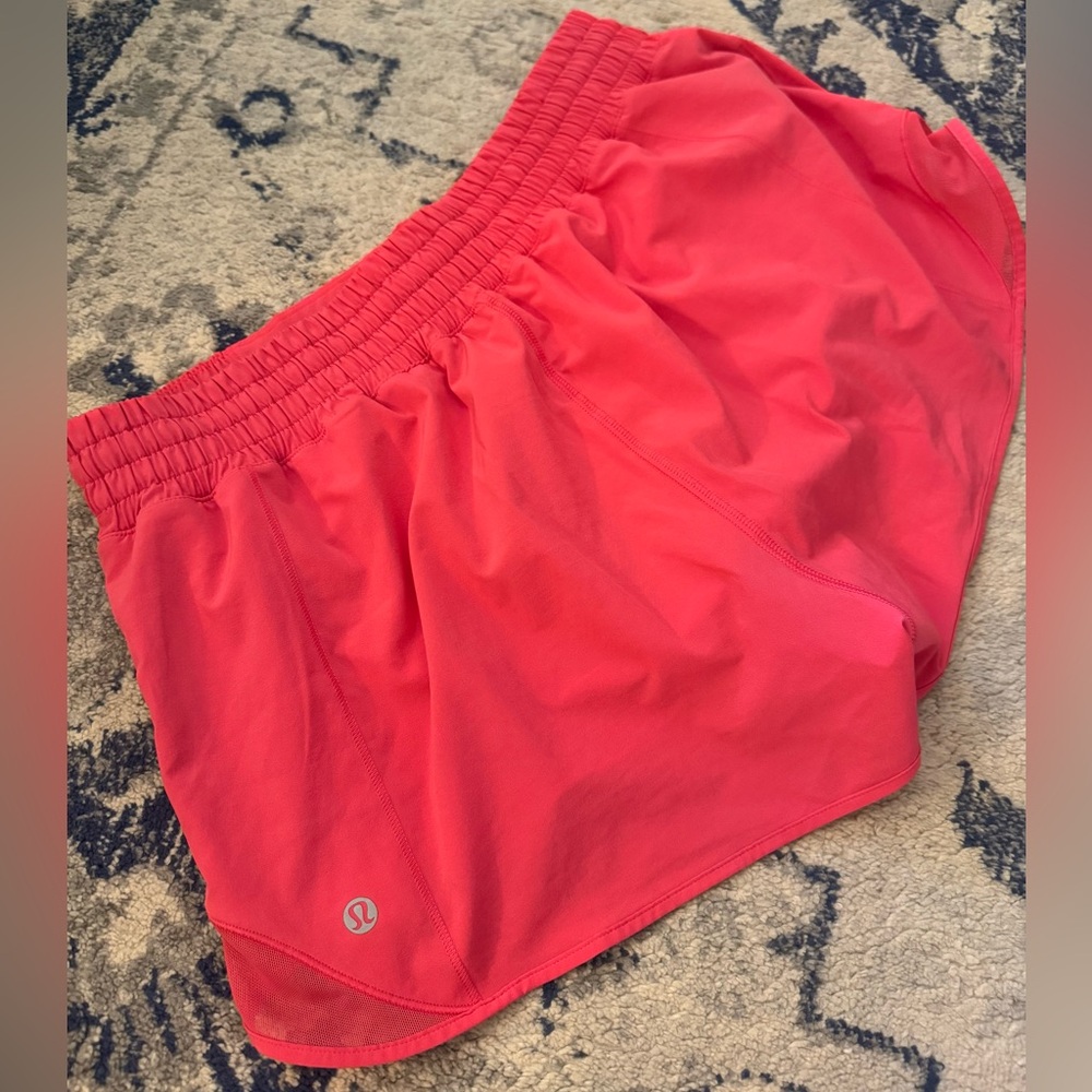 Lululemon Hotty Hot High-Rise Shorts in Lip Gloss 2.5” inseam